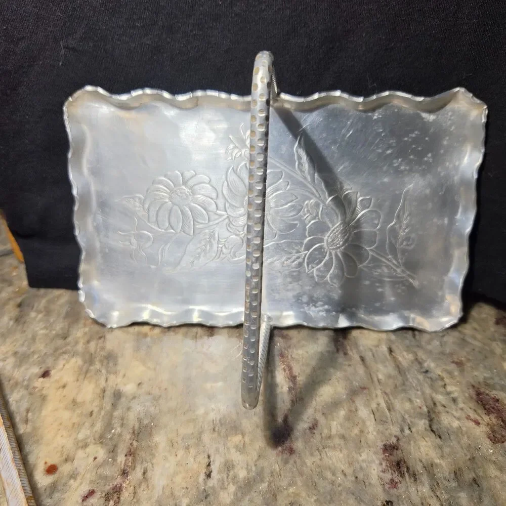 Vintage Farber & Shlevin Hand Wrought Aluminum Basket Tray 1407